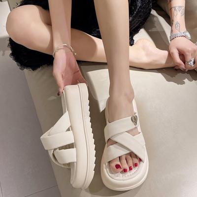 Taizhou Damen Plateau-Slipper Sommer neue Mode lässig runde Zehenpartie erhöhend Muffin Wort Strand Sandalen für draußen