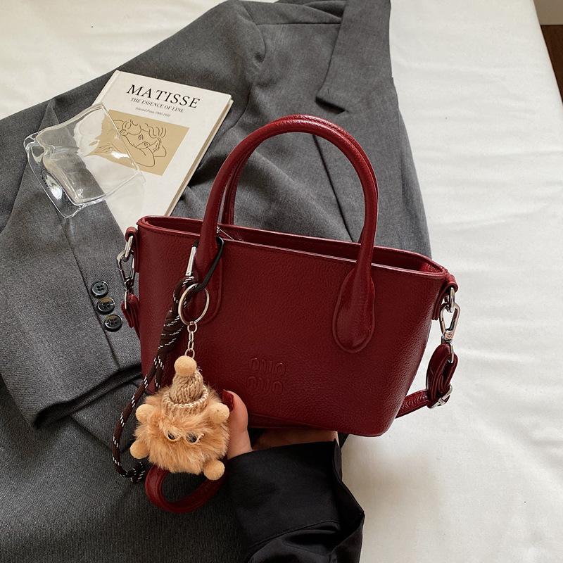 Niche Design Handbag Women's New High-end Casual Shoulder Messenger Bag Bucket Bag