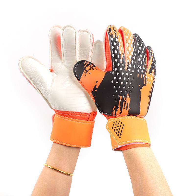 Thickened Latex Goalkeeper Gloves with Wrist Guards and Finger Protection for Outdoor Sports