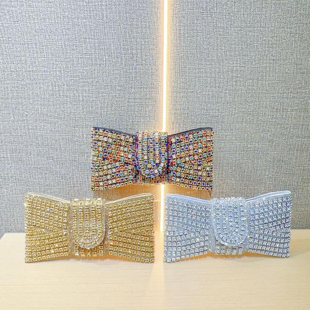 Vintage European-American Diamond Clutch: High-End, One-Shoulder Crossbody Bag for Elegant Evenings