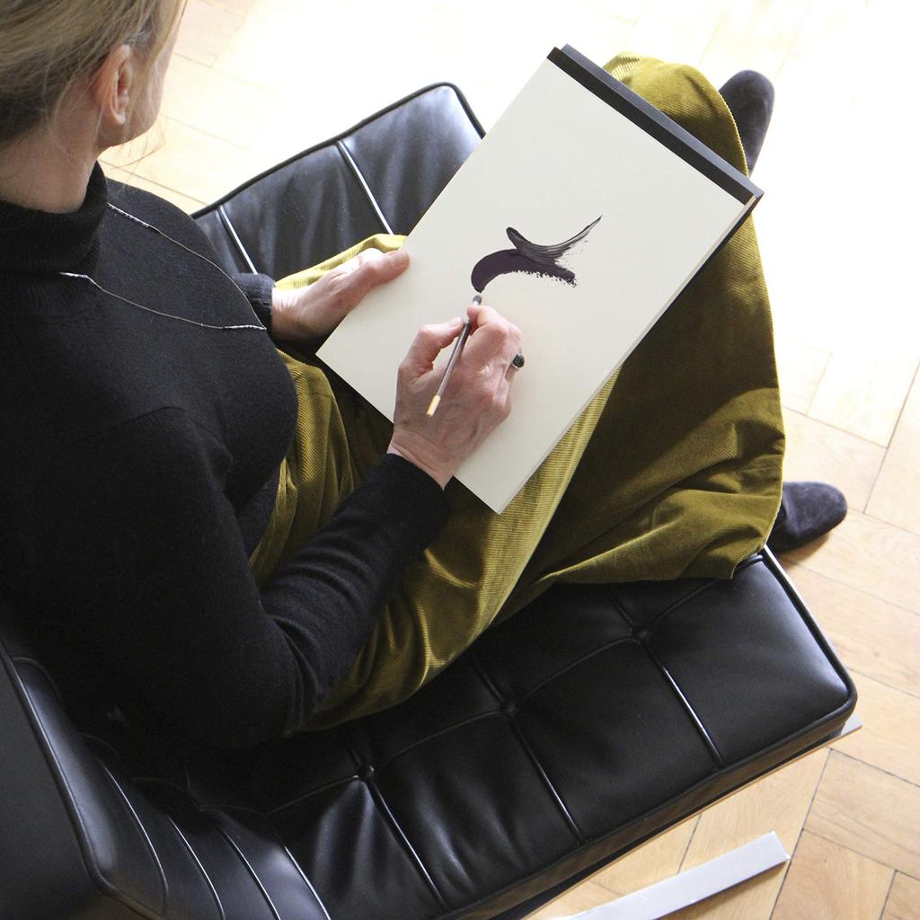 RHODIA Touch Sketchbook, Drawing Paper, Calligrapher Pad, A4 Size (Natural Paper, Plain, 130g, 50 Sheets) RHODIA Touch cf116123