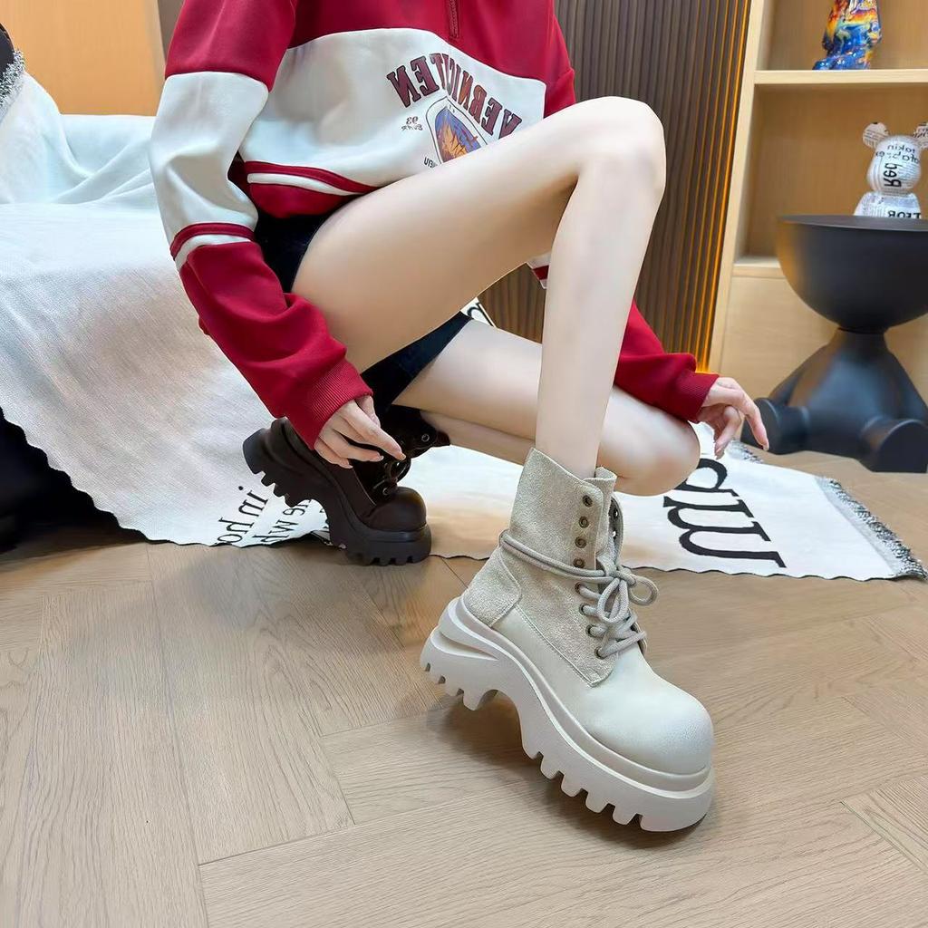 Fashion Retro Solid Color Lace-up Platform Fashion Boots Women's 2025 Autumn and Winter New Short Boots Martin Boots Versatile Boots