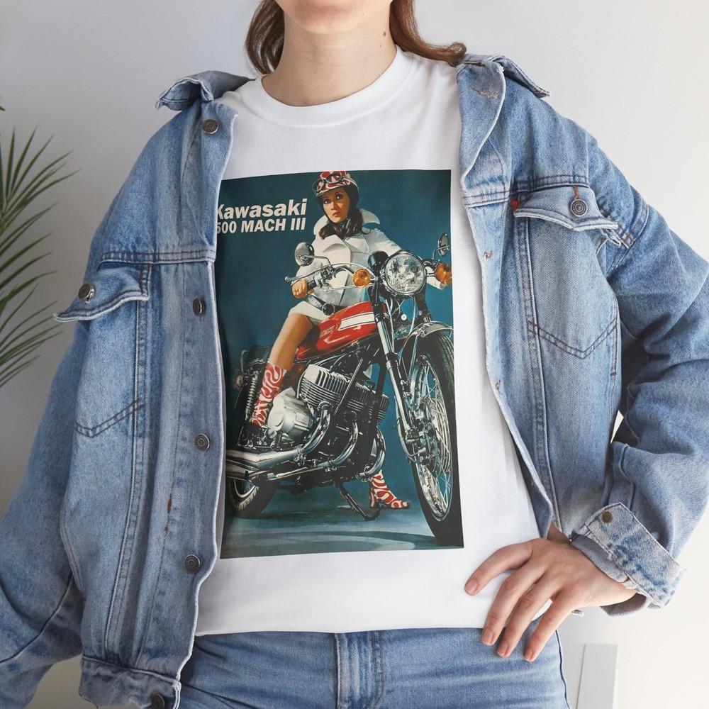 

Vintage Kawasaki Mach III Motorcycle Print Ad Retro Tee, Unisex Graphic Shirt, Unisex T-Shirt XXXL