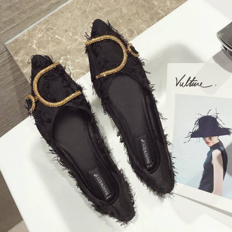 Black Woman Flats Sexy Pointed Toe Rhinestone Shoes for Women on Sale Korean Light Daily Routine Aesthetic Fashion 2025 New 39