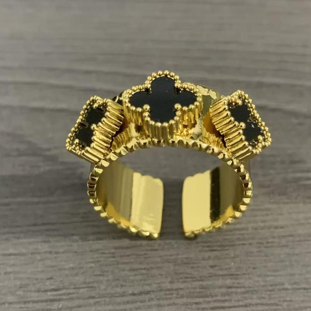 Stainless Steel Four-Leaf Clover Ring: Durable, Waterproof, Non-Fading, High-End Design