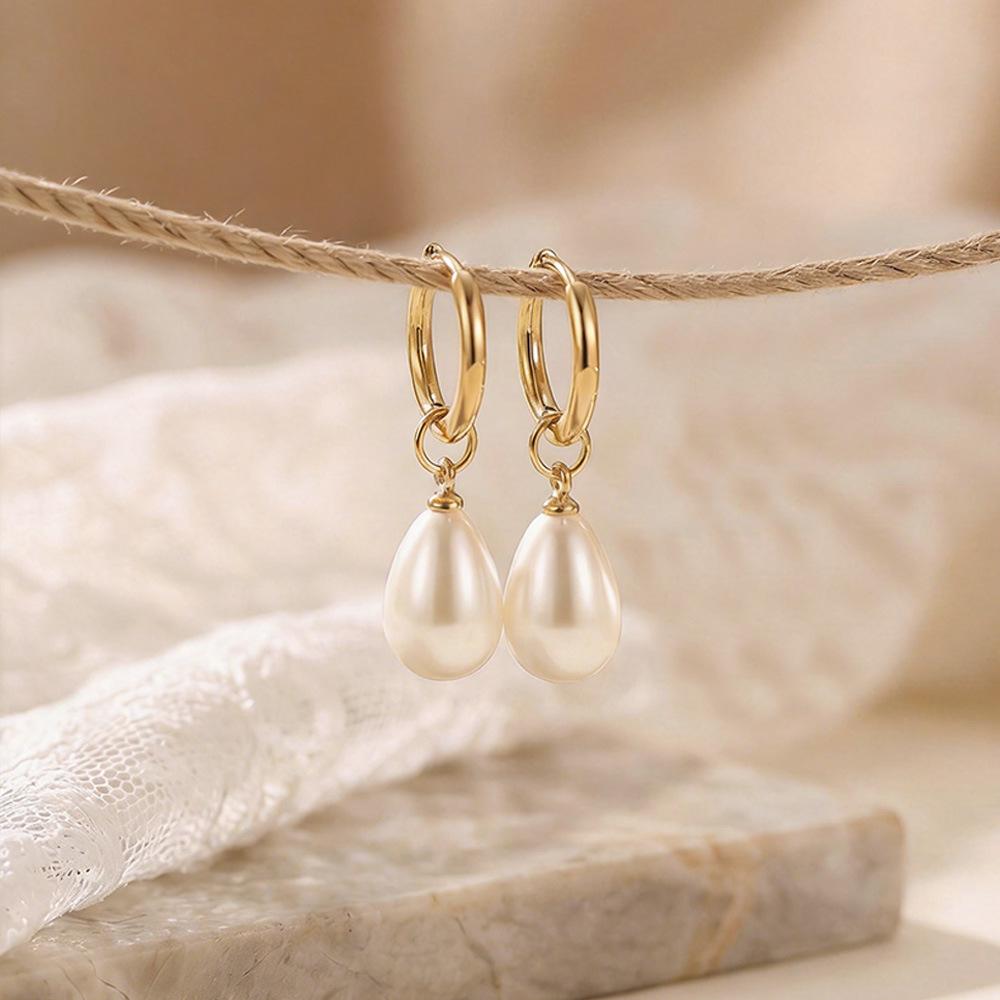 Elegant Water Drop Pearl Earrings - Light Luxury High-End Fashionable Versatile Accessory for Women
