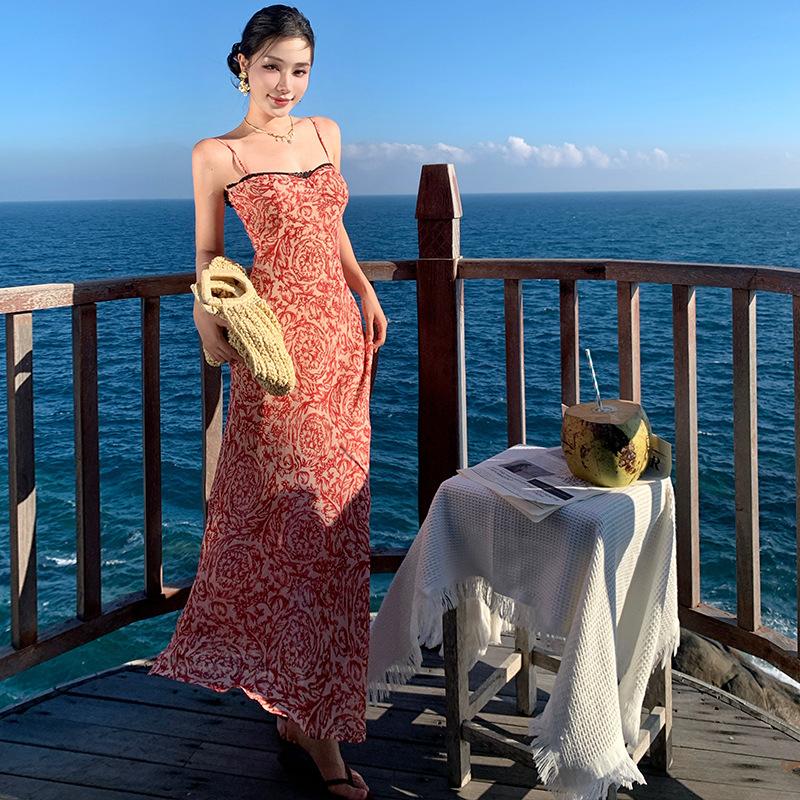 Lace contrasting color floral suspender long dress female 2026 slightly drunk rum summer slim and thin