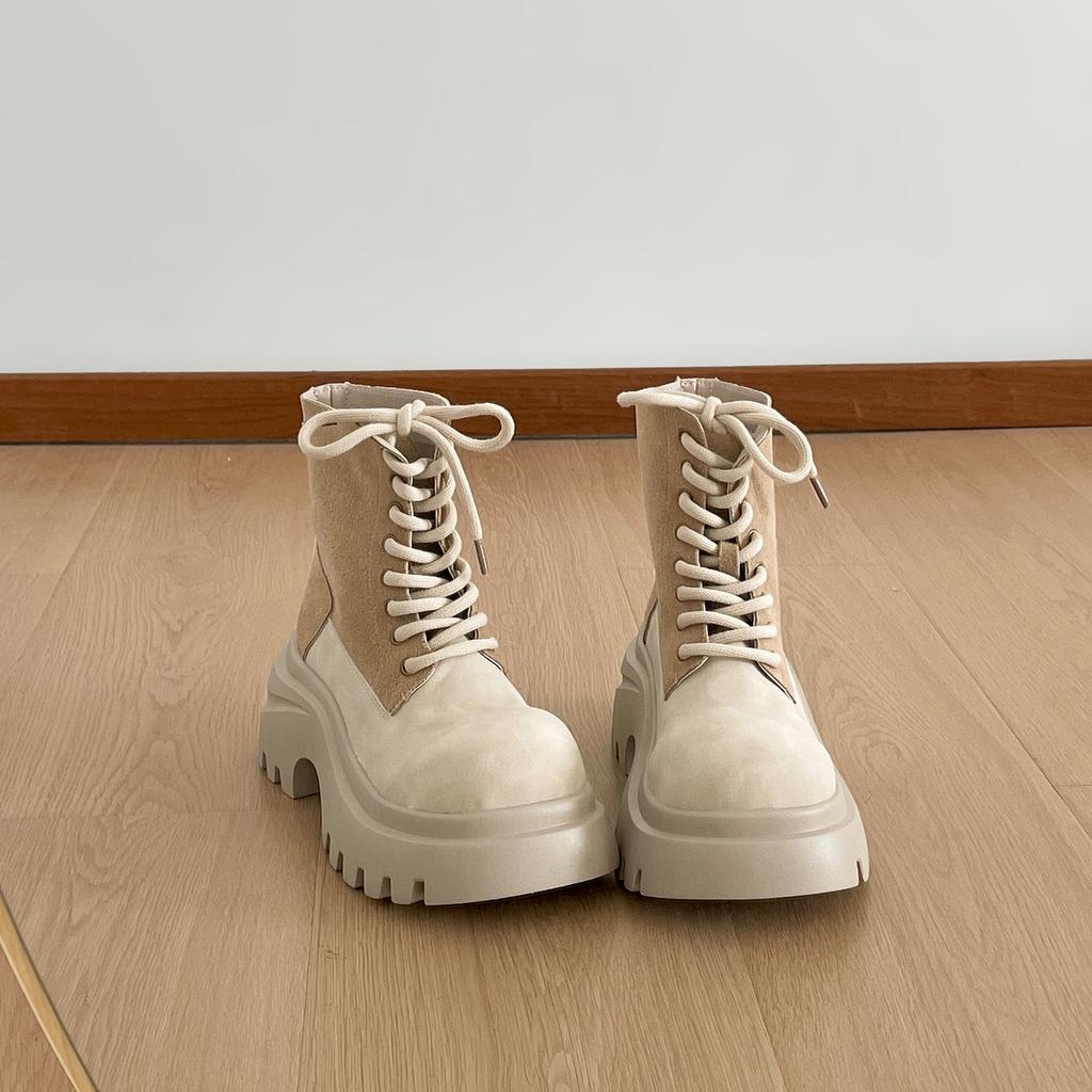 Queen Fan White British Style Thick-soled Martin Boots Women's 2025 New Autumn Small Height Increasing Short Boots