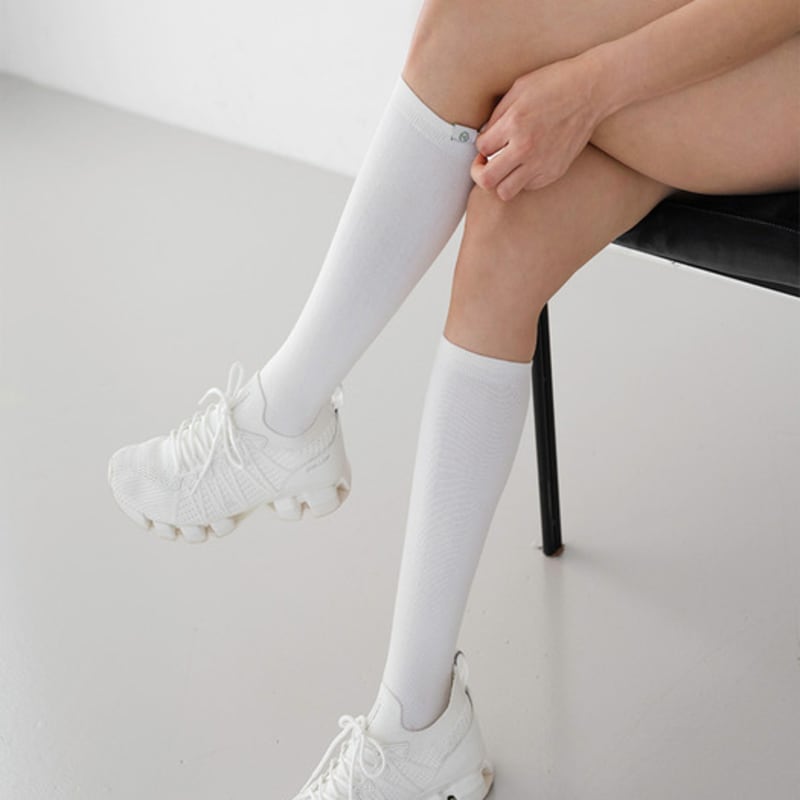 Nitina Vivid Knee Socks WH