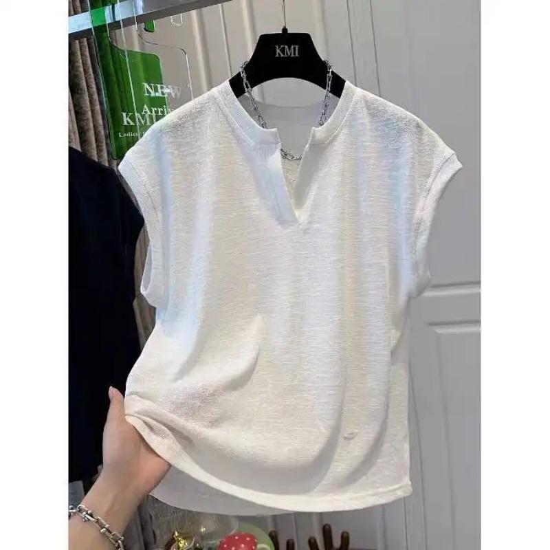 

Womens White Henley Neck Sleeveless Top M белый