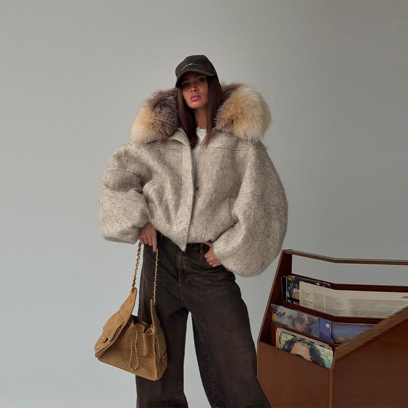 Womens Oversized Hooded Puffer Coat With Detachable Faux Fur Collar Zipper Front Pocket Warm Winter Outerwear