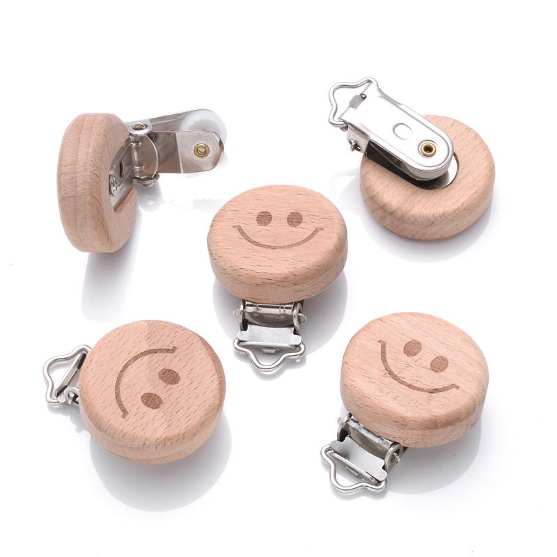 1Pcs 21 Style Baby Beech Pacifier Clips Heart Animal Rainbow Pattern Wooden Metal Clips for Nipple Holder Dummy Clip Soother