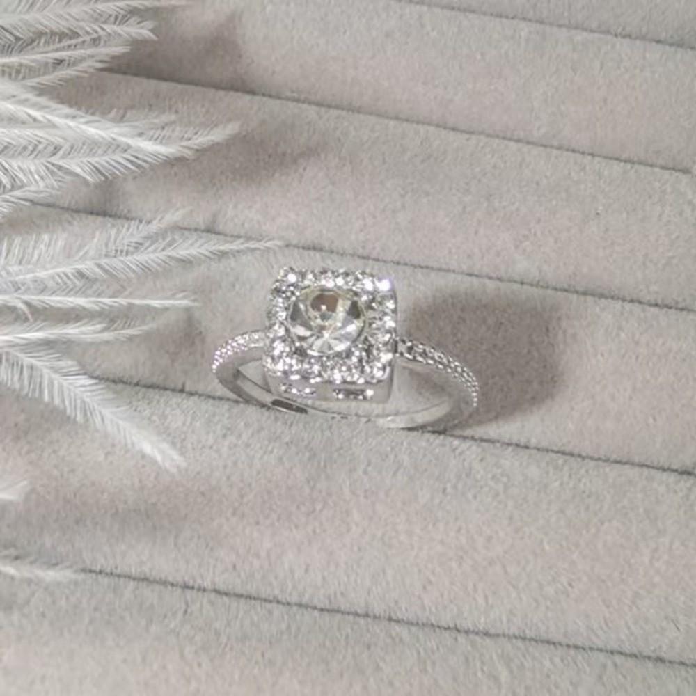 Crystal Cube Jewelry Set Pendant Ear Studs Exquisite Square Necklace  Girls