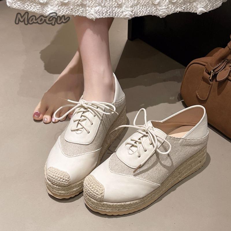 Modne Espadryle Klinowe w Mieszanych Kolorach dla Kobiet Modne Plecione Grube Podeszwy Buty Rybackie Kobieta Sznurowane Casualowe Sneakersy na Platformie