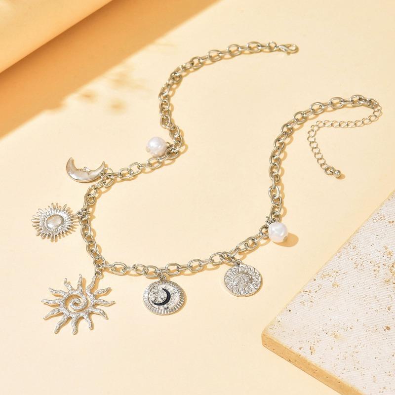 Sun Ray Necklace Vintage Alloy Accessories Spiral Personality Relief Portrait Moon Collarbone Chain Woman