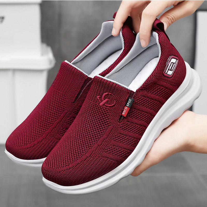 Women’s Non-slip Lightweight Shoes Female Casual Breathable Soft Walking Shoes Slip-On Versatile Comfortable Shoes For Autumn