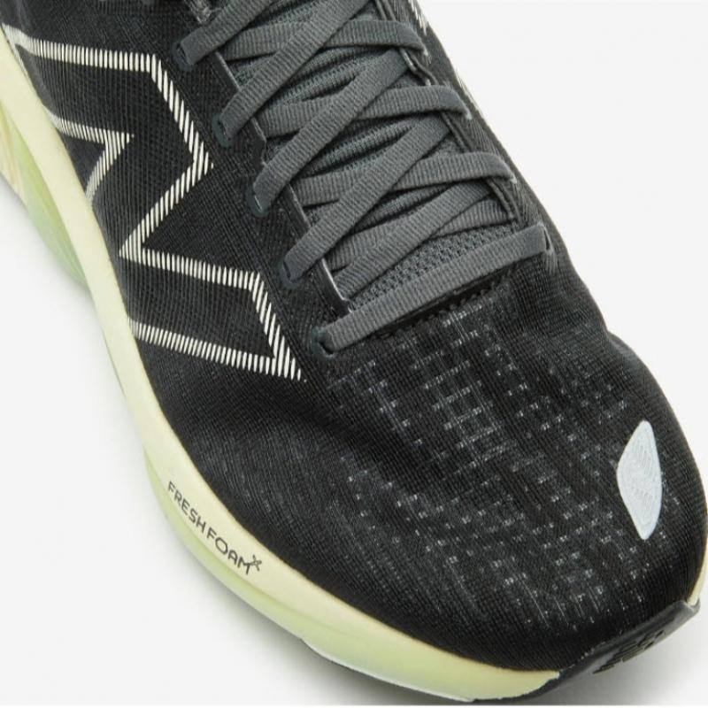 New Balance Sneaker Nqj Nbpfef709m 19 Fresh Foam X Valos V1