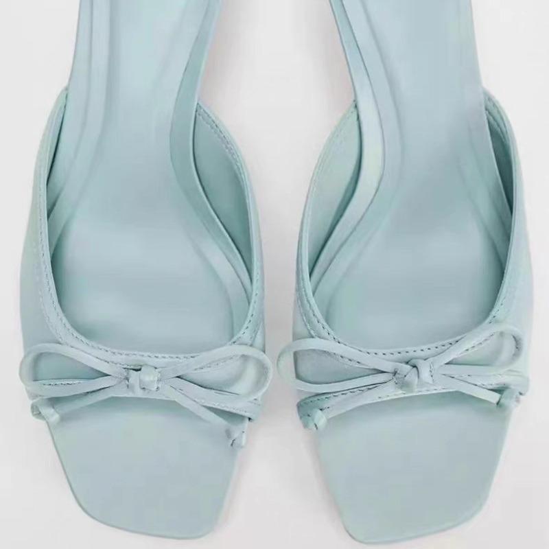 Neue Schleifen Satin Pantoletten Sandalen Slip-On Einfarbig Modisch Elegant Prägnant Süß Party Damen Schuhe Neu Eckige Zehenpartie Dünne Absätze