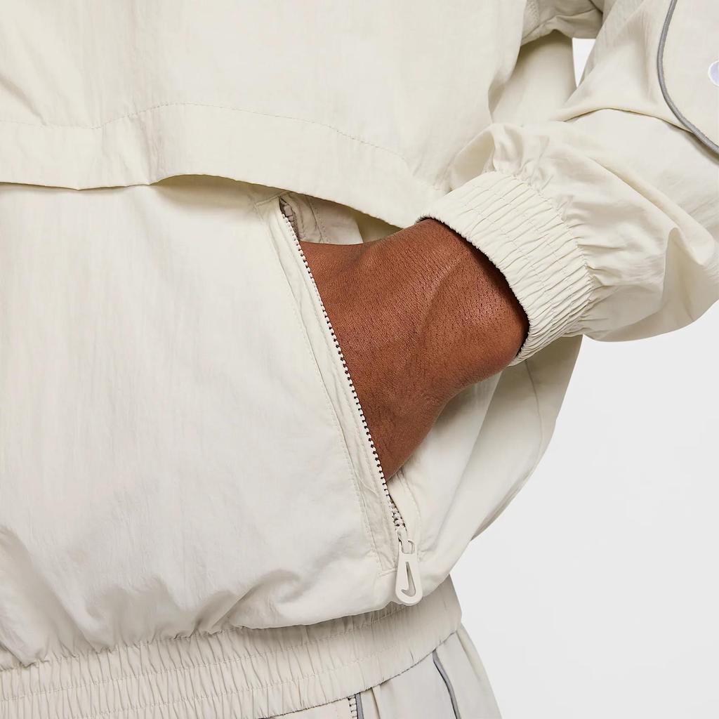 Nike Sportswear Solo Swoosh Comfortable Breathable Windproof Warm Jacket Men Jacket Light-Bone FB8622-072