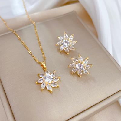 Micro-Inlaid Necklace Earrings Set Light Luxury Rotating Flower Personality Temperament Banquet Earrings Item Combination