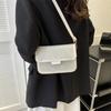 Stilvolle, trendige Damen-Schultertasche aus PU-Leder, neue Sommermode 2023, kleine quadratische Tasche