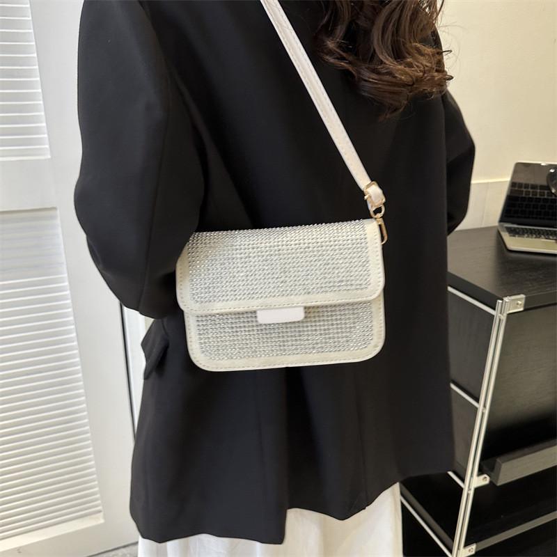 Stilvolle, trendige Damen-Schultertasche aus PU-Leder, neue Sommermode 2023, kleine quadratische Tasche