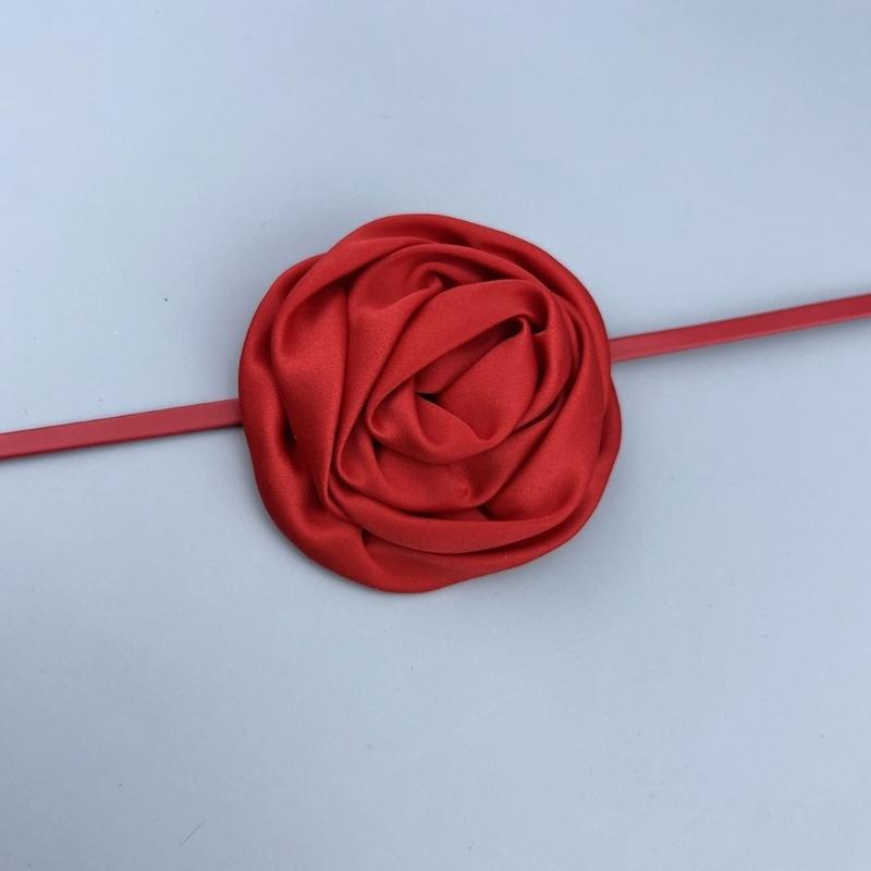 Vintage Floral Choker Necklace Accessory Chic Gothic Flower Choker Necklace Edgy Neckband for Fashion forward Individual