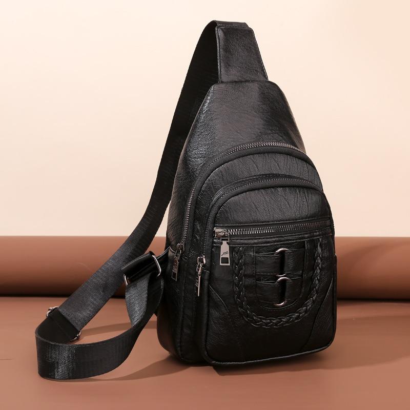 New Women's Bag Simple Breast Bag Soft Leather Texture Shoulder Bag Fashion Retro Messenger Bag Casual Travel Bag