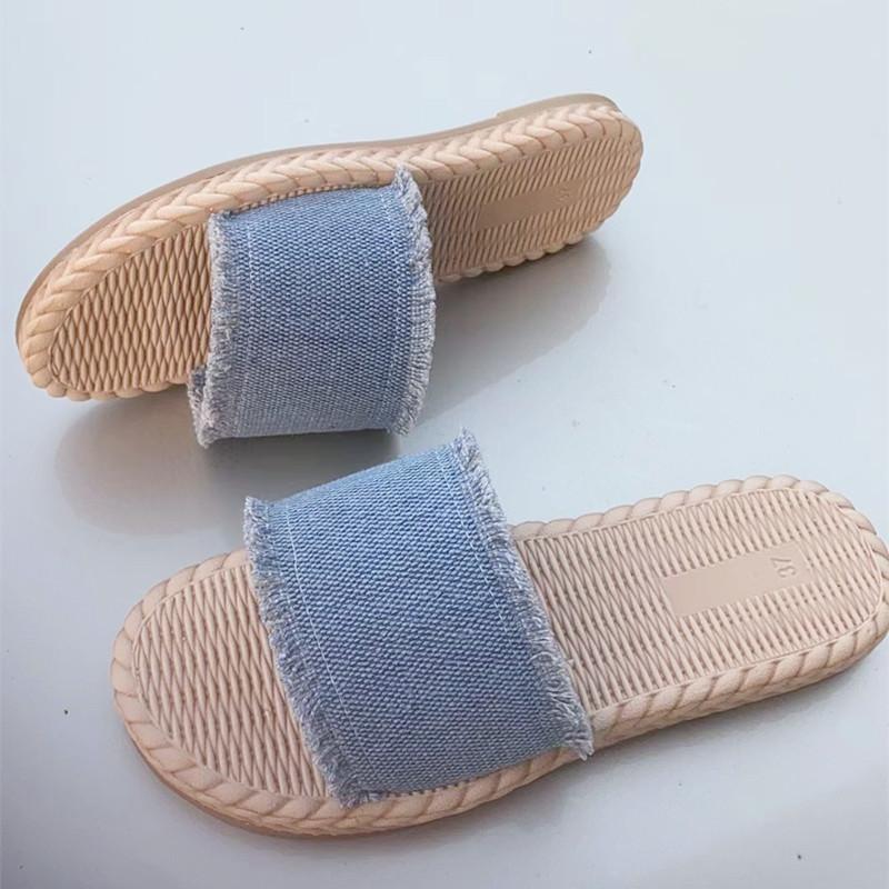 Thick-bottomed Cool Slippers Women's Summer Wear 2025 New Fashion Internet Celebrity Beach Slippers Denim Sandals Comfortable One-word
