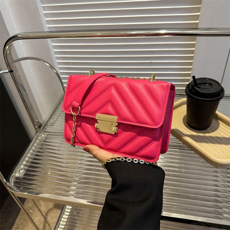 Fashionable Quilted Polyester Crossbody Bag For Women With Chic Street Style Design