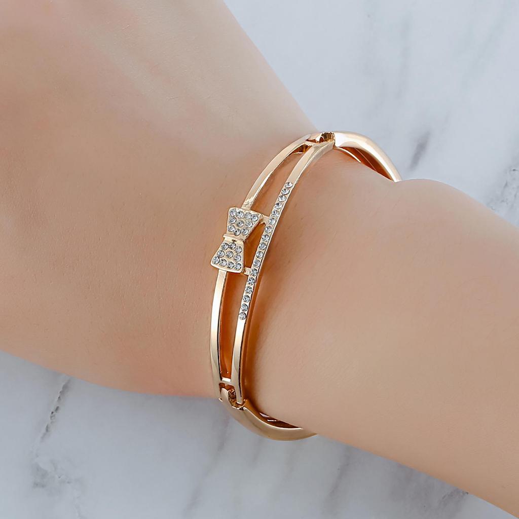 Korean Style Cute Bow Bracelet - Sweet & Versatile Full Diamond Jewelry for Female Students & Best Friends