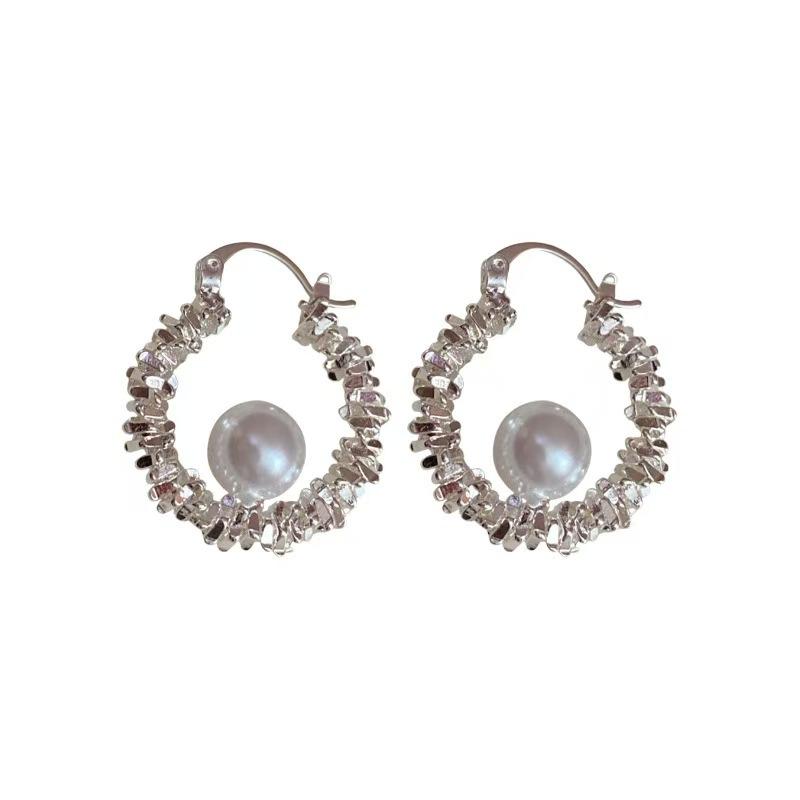 Fashion C-Shaped Simple Earrings, High-End Sense Light Luxury Personalized Earrings, Femininity Earrings
