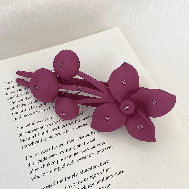 

Цветочные матовые заколки-клипсы «Утиный клюв»Заколки для затылкаЗавитки для волосЗажимы для волосФиксирующие волшебные инструментыКлипсыВерхние клипсыЗаколки для волос, Головной убор розы красного