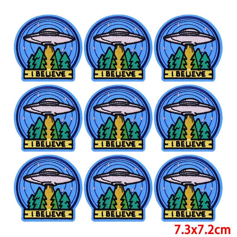 10 Pcs/lot Wholesale Embroidery Patch Iron On Patches For Clothing Patches On Clothes Jackets Decor Applique Sew Supplies