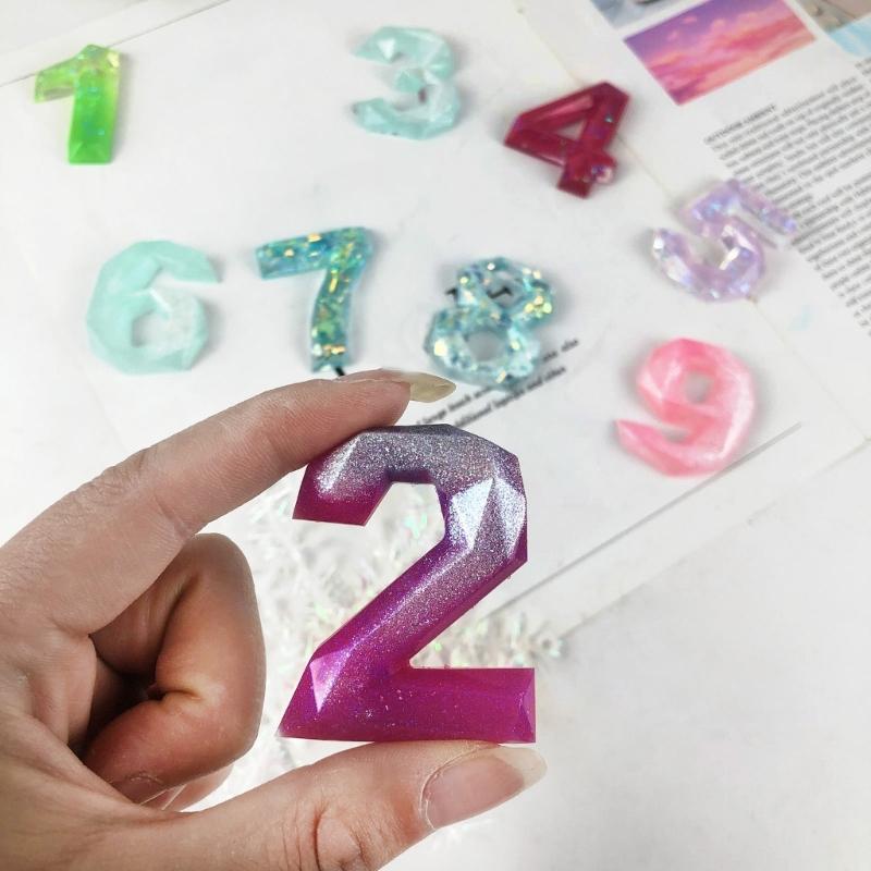 Semi-Stereoscopic Resin Keychain Molds DIY Alphabet Number Casting Mold Jewelry Craft Making Tools for Making Ornaments