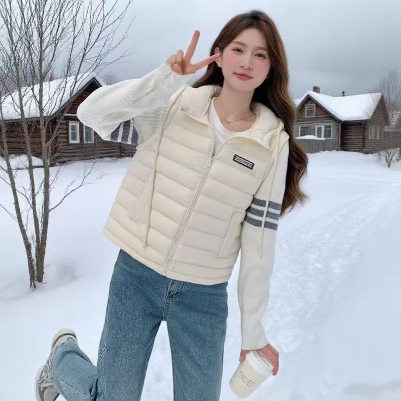 Light luxury small down jacket winter new design sense fashion splicing knitted light and thin short hooded jacket