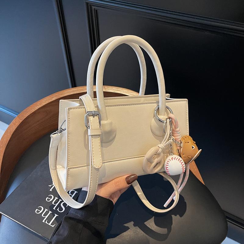 Small Bag Women's New Portable Small Square Bag Fashionable Versatile Commuter Messenger Bag