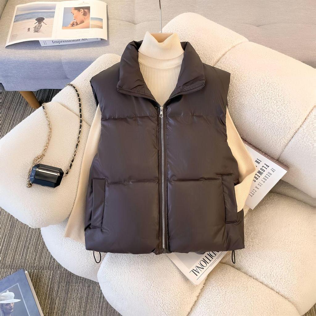 Plus-Size Women's Slimming Cotton Vest - Autumn/Winter Fashion, Versatile Sleeveless Outerwear.