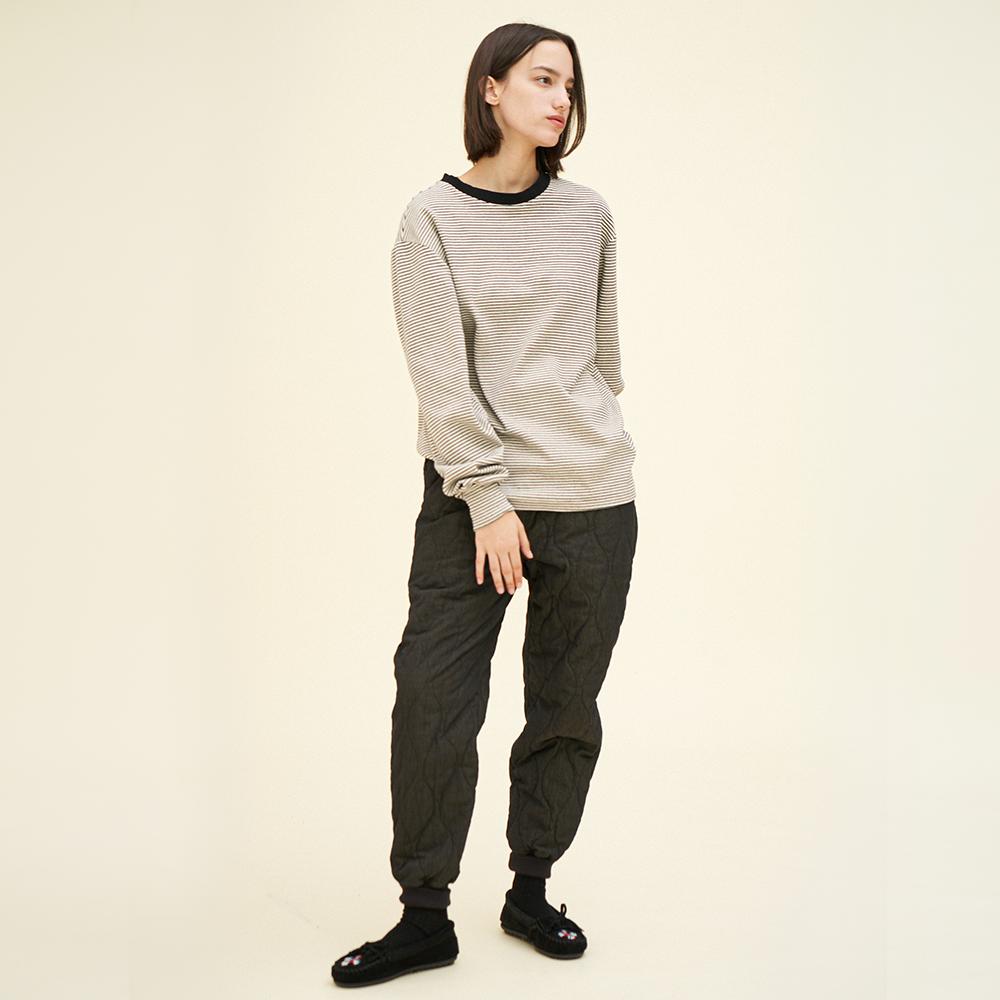 CHIQUITA Snug Sweatshirt (St Napping) Black 244601Tbk