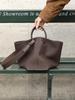 Korb-Tragetasche aus pflanzlich gegerbtem Rindsleder: Runde Ring Schulter Crossbody Tasche