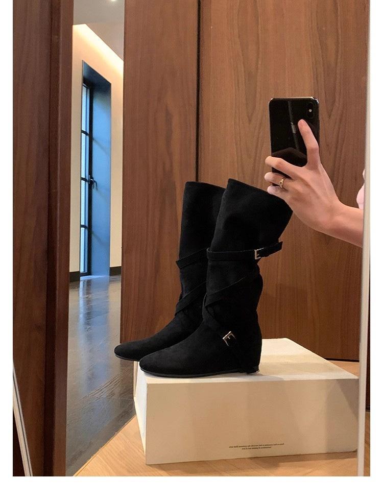 Inner heightening boots women's 2025 new autumn retro versatile stacking boots belt buckle slim tall knight boots