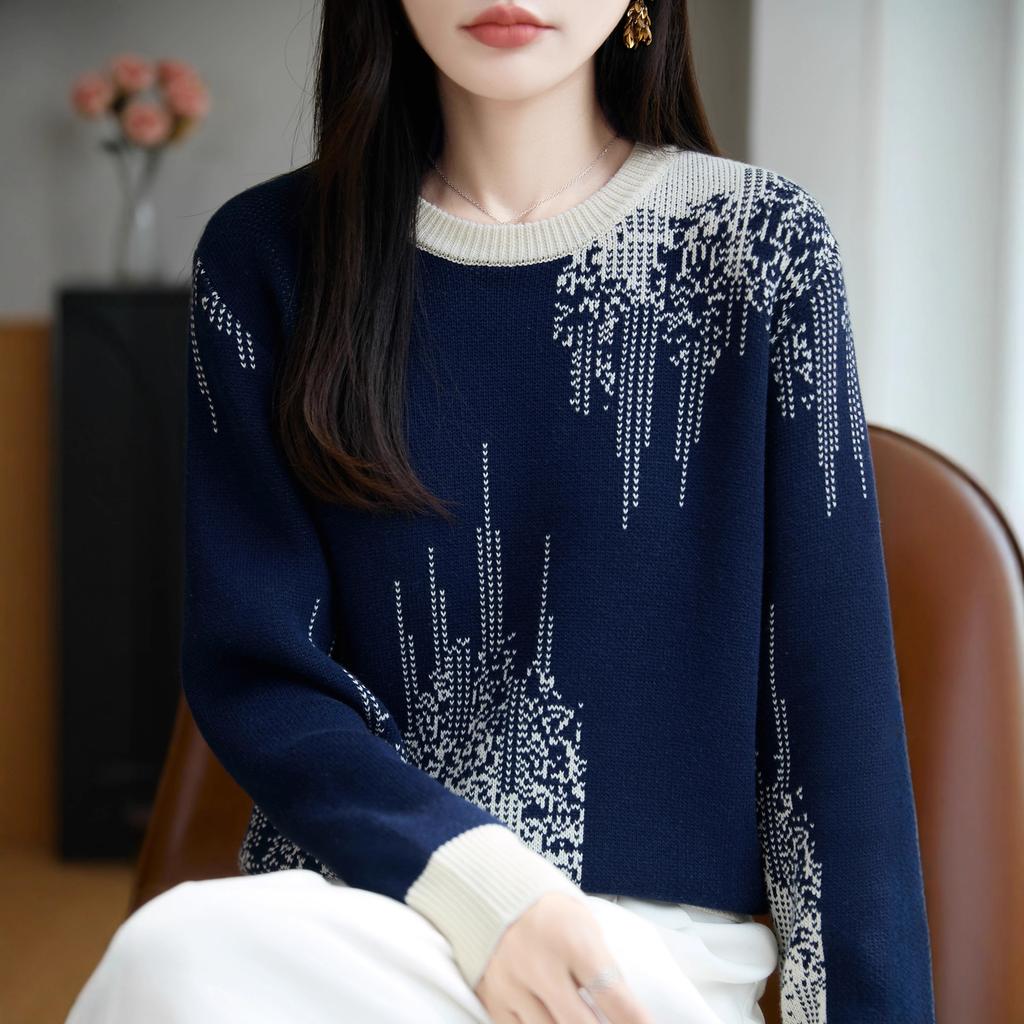 Dámský žakárový pletený svetr s kulatým výstřihem je lehký, hřejivý, prodyšný a módní.. Volná, lehká luxusní a všestranná základní vrstva