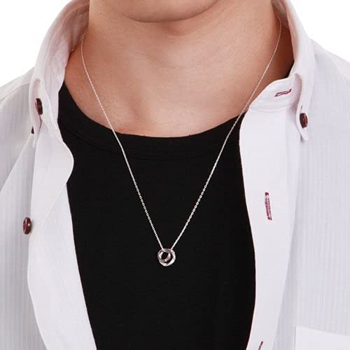 [The Kiss] Silver Pair Necklaces (Set of 2) - Men's and Women's Matching Necklaces for Couples - Perfect for Christmas, Anniversaries, Birthdays, Prop