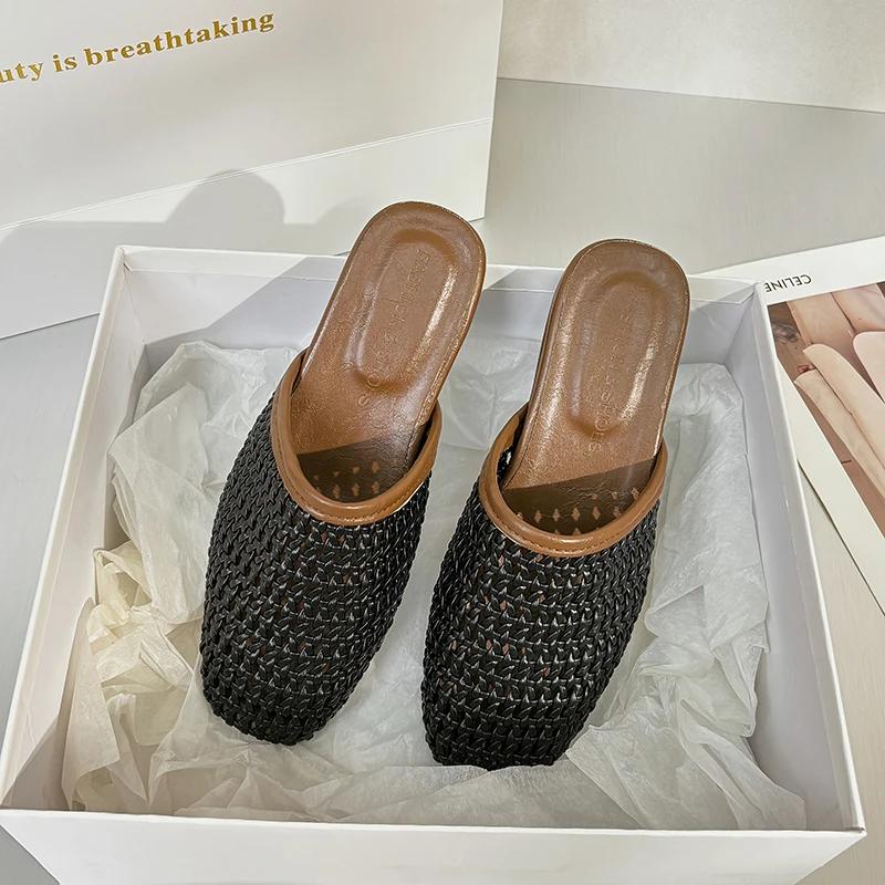 Summer New Women Slip On Mules Shoes Fashion Cane Weave Ladies Sandal Shoes Square Low Heel Outdoor Casual Slipper