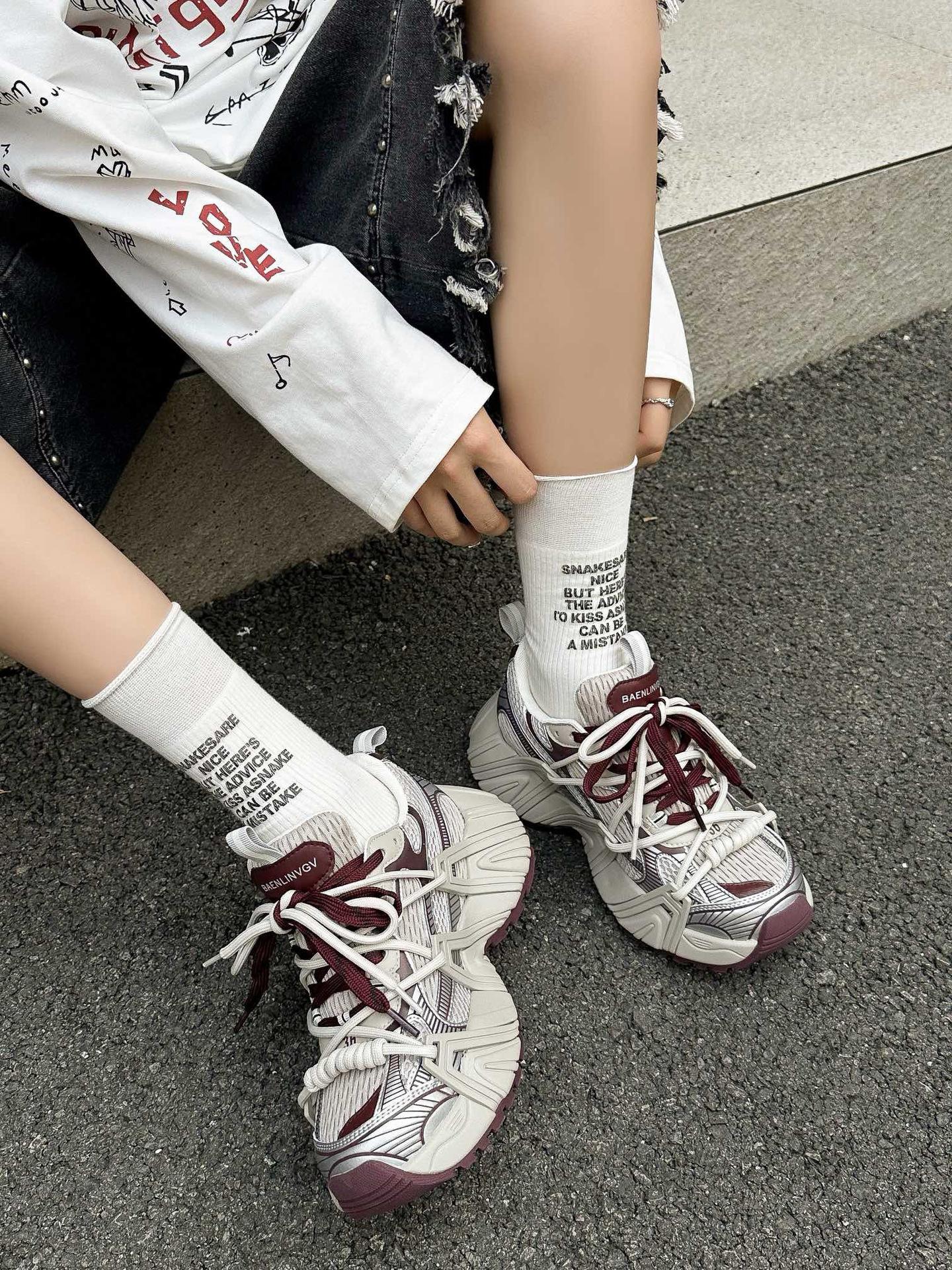 

Zhike~ Niche thick-soled heightening dad shoes for women s 2025 autumn new versatile retro color matching casual sports shoes 40 красный