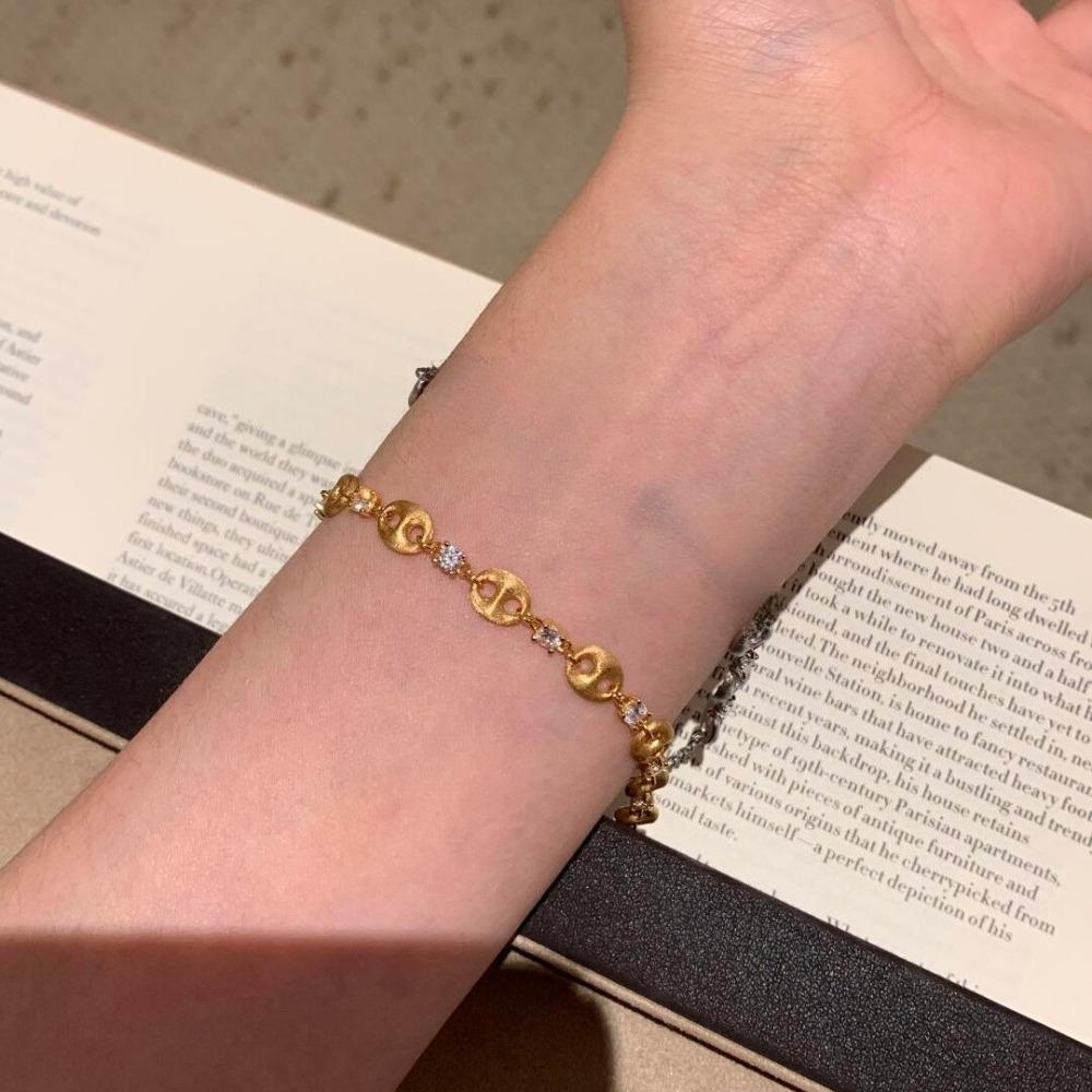 

Elegant Vintage Gold Bracelet with Diamond Accents Brushed Pig Nose Chain Stackable Jewelry for Women