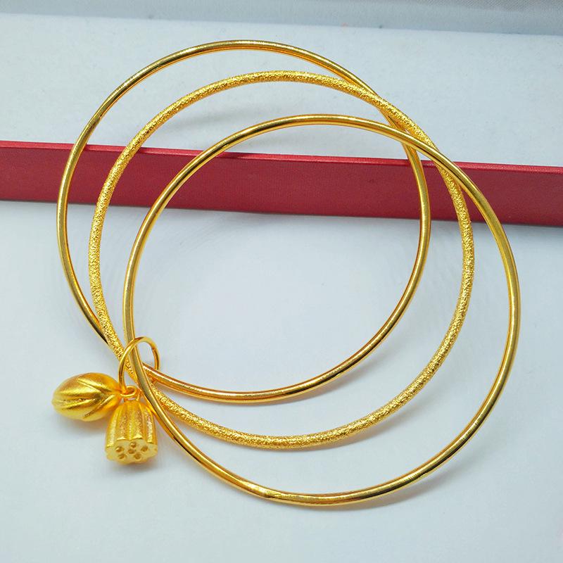 Браслет из Вьетнама с золотыми семенами лотоса: Позолоченный латунный браслет Single Seedpod Accessory