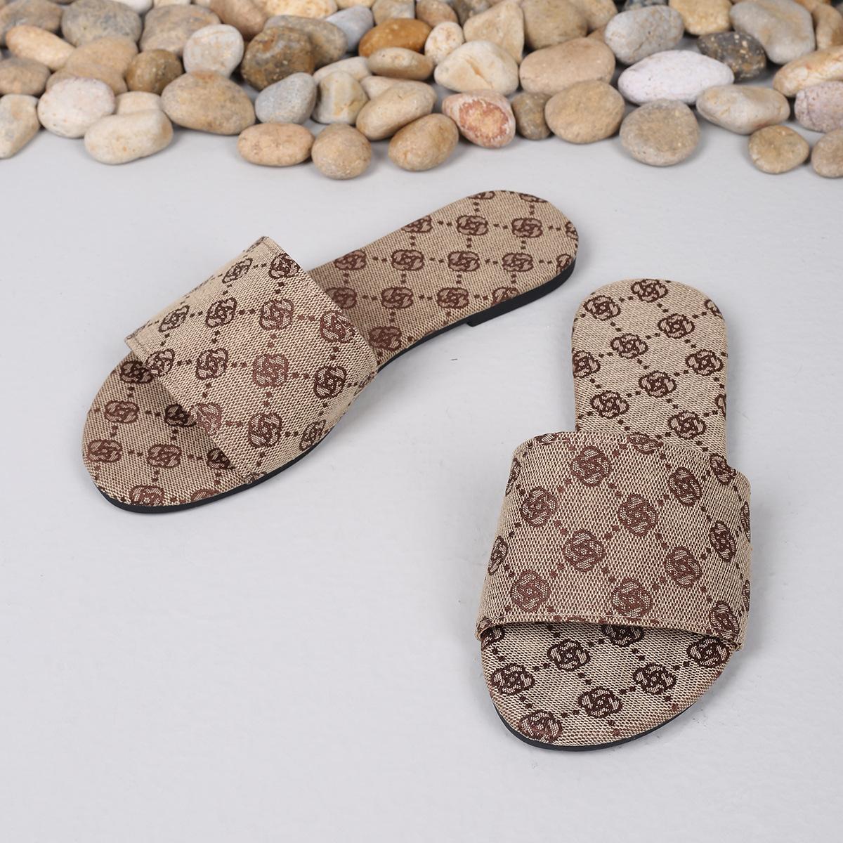 

Большого размера шлепанцы с плоской подошвой и вышивкой одного иероглифа, женские, с круглым носком, для улицы, легкие, повседневные, с открытым носком, пляжные шлепанцы 45 коричневый