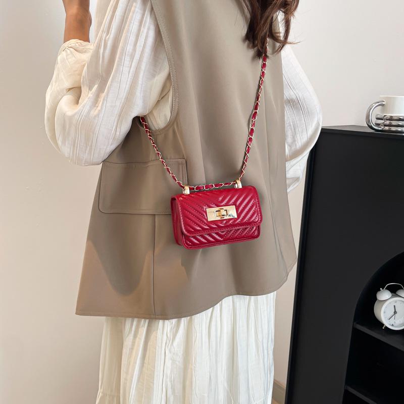 Módny trend 2025 Mini dámska štvorcová crossbody retiazková kabelka