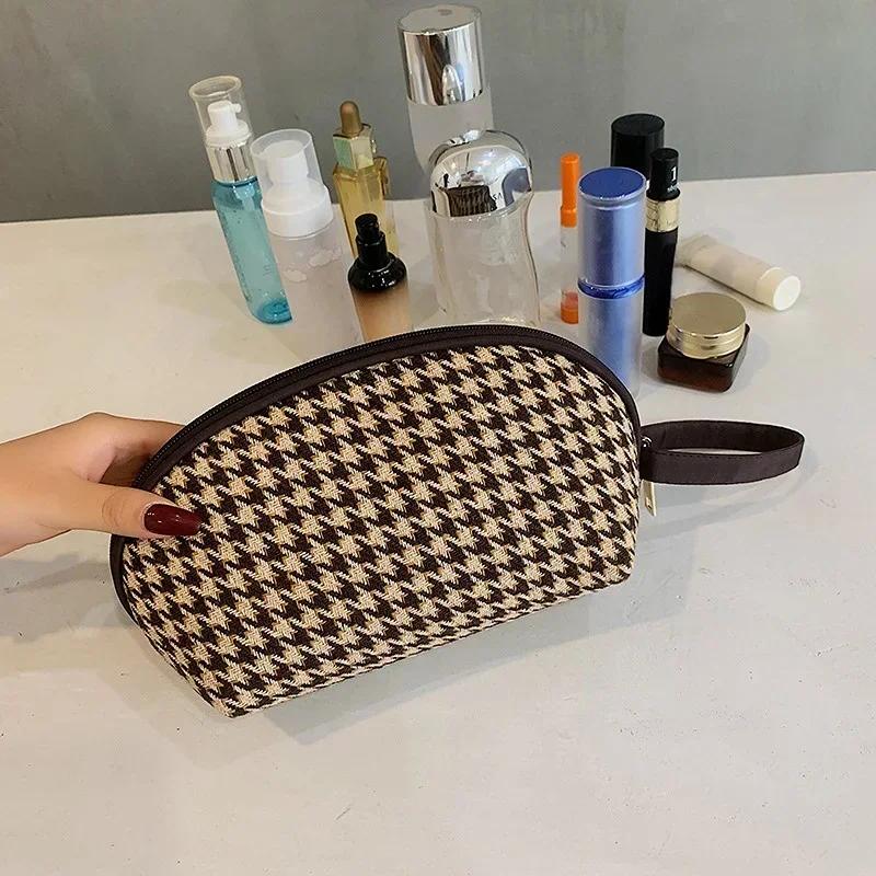 New Plaid Lipstick Money Mobile Phone Storage Bags Gird Makeup Bag Carry-on Fashion Bag Travel Washing Bag Cosmetic Bags